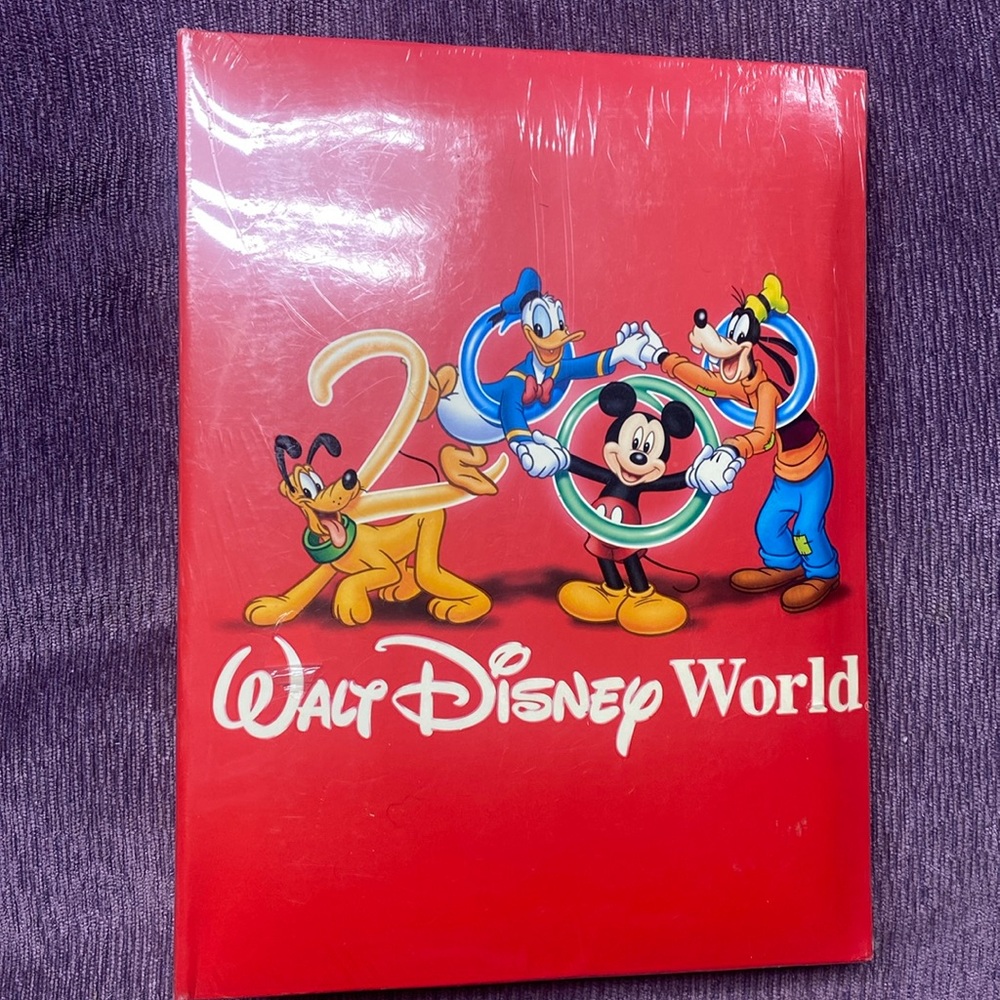Vintage Walt disney world 200 photo album
